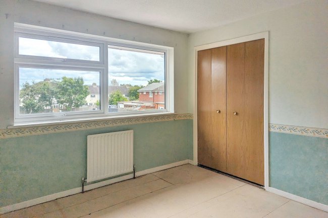 34 Lent Green Lane, Burnham, Slough, SL1 7AP 8