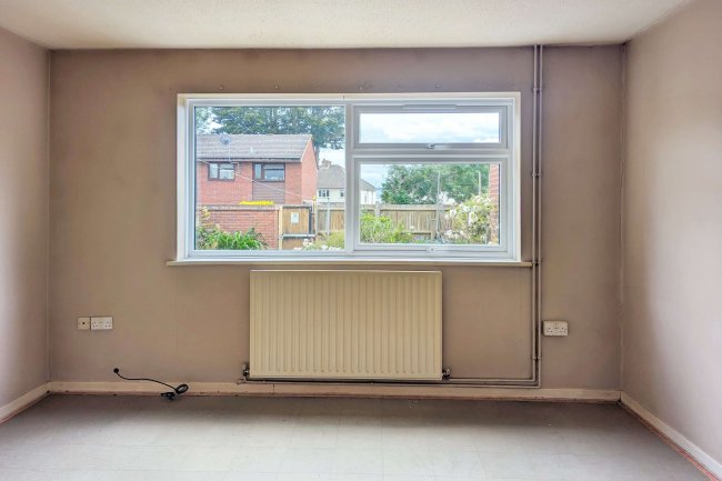 34 Lent Green Lane, Burnham, Slough, SL1 7AP 8