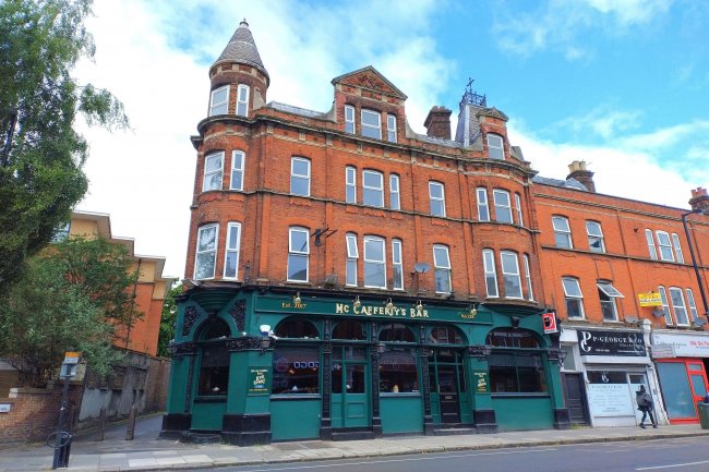 128 Tottenham Lane, Hornsey, London N8 7EL 8