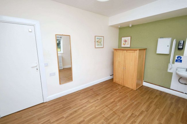 Park Villa, 23 Park Lane, South Ockendon RM15 4UB 3