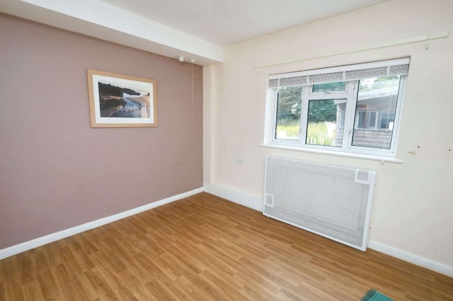 Park Villa, 23 Park Lane, South Ockendon RM15 4UB 3