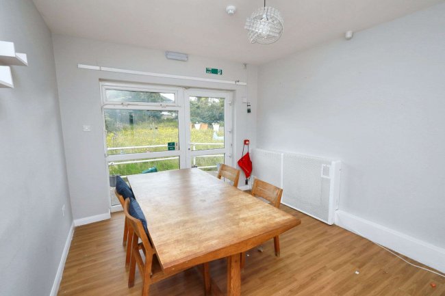 Park Villa, 23 Park Lane, South Ockendon RM15 4UB 3