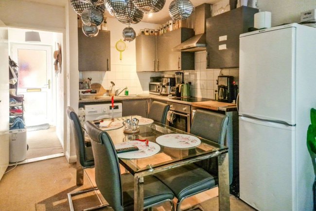 14b Elizabeth House, Alexandra Street, Maidstone, ME14 2BX 2