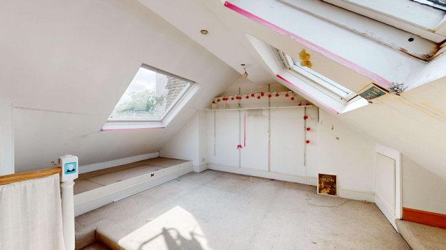 1 and 1A Branch Hill, Hampstead, London, NW3 7LT 4