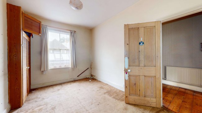 1 and 1A Branch Hill, Hampstead, London, NW3 7LT 4