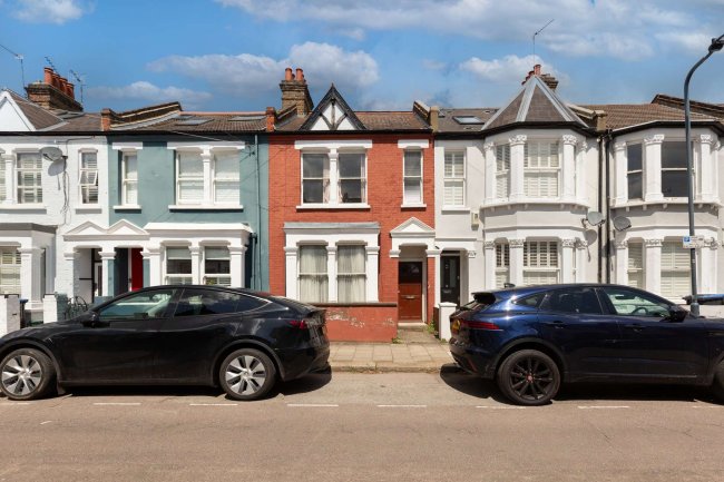 27 Esmond Road, Queens Park, London, NW6 7HF 7