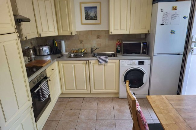 9 - 11 Elmsleigh Road, Paignton, Torbay, TQ4 5AX 3