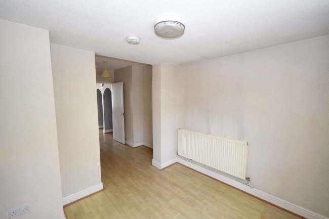 93 St Ives Road, Coventry CV2 5FY 9