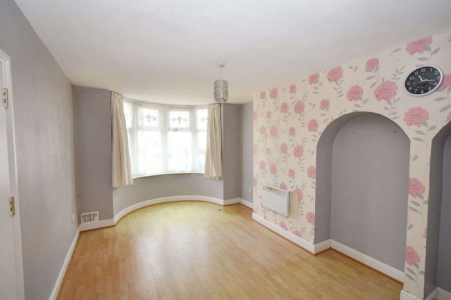 93 St Ives Road, Coventry CV2 5FY 9