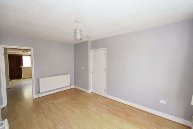 93 St Ives Road, Coventry CV2 5FY 9