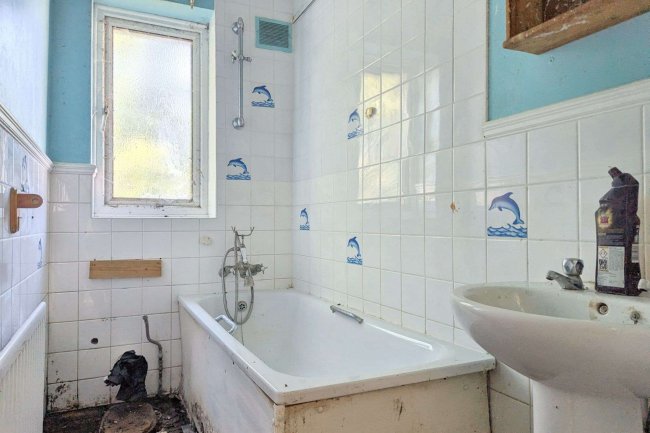 201 Rangefield Road, Bromley, BR1 4QX 10