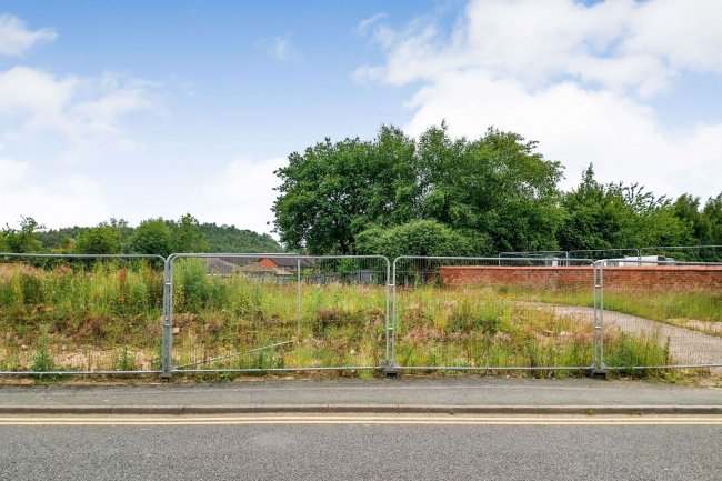 Land on the South side of The Old Black Horse, Henblas Road, Rhostyllen, Wrexham LL14 4AD 6