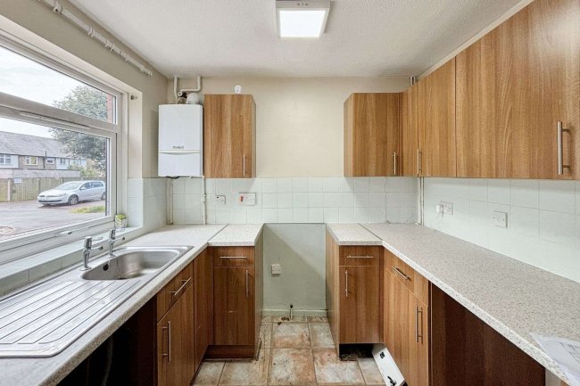 22 Broad Oak Close, Chingford, London, E4 9AX 10