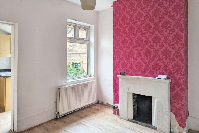 79 West Street, Bexleyheath, Kent, DA7 4BP 5