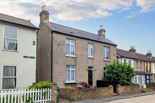 81 West Street, Bexleyheath, Kent, DA7 4BP 4