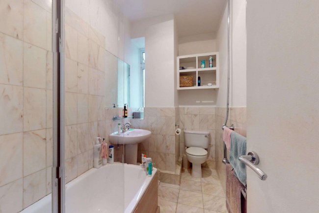 Flat 2, Millbrooke Court, Keswick Road, Putney London, SW15 2RA 4