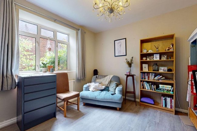 Flat 2, Millbrooke Court, Keswick Road, Putney London, SW15 2RA 4