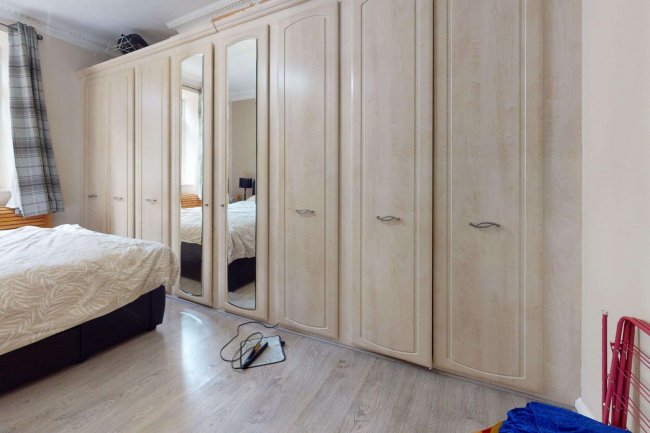 Flat 2, Millbrooke Court, Keswick Road, Putney London, SW15 2RA 4