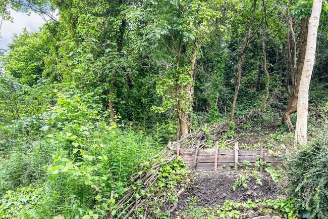 Land on the east side of Ael Y Bryn, Alma Road, Froncysyllte, Llangollen LL20 7RN 5