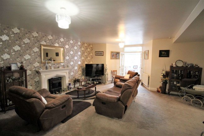 Sunnyleigh, 6 Park Place, Weston-Super-Mare, Avon, BS23 2BA 1