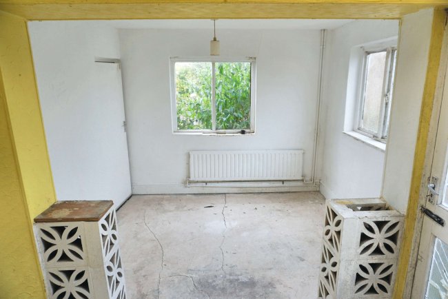 39 Thorneywood Mount, Thorneywood, Nottingham, NG3 2PY 3