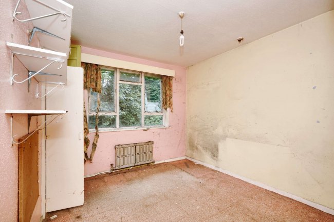 7 Keats Crescent, Radcliffe, M26 3GT 7