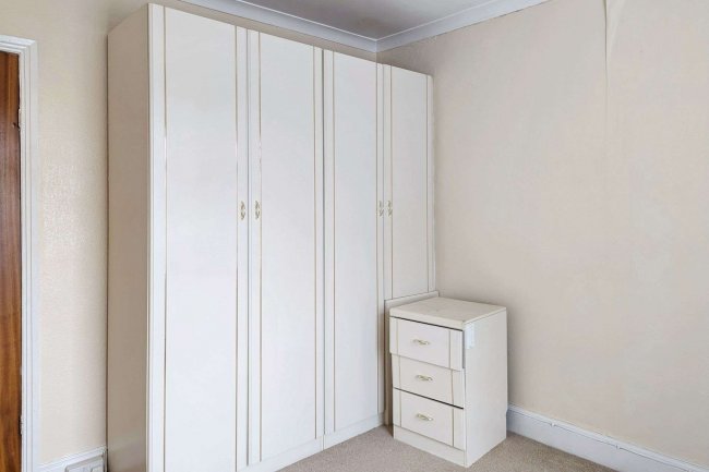 64 Burnham Crescent and Garden Ground, Dartford DA1 5BA 6