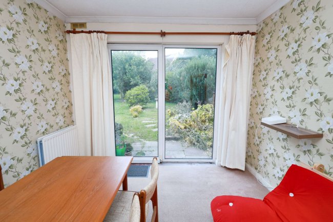 31 Trevellance Way, Watford WD25 0LY 7