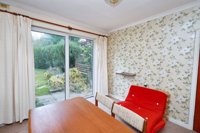 31 Trevellance Way, Watford WD25 0LY 7