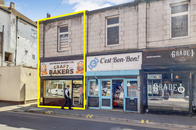 8 Russell Road, Rhyl, LL18 1TR 4