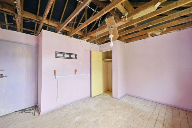 88 Manor Road, Burgess Hill, RH15 0NQ 9