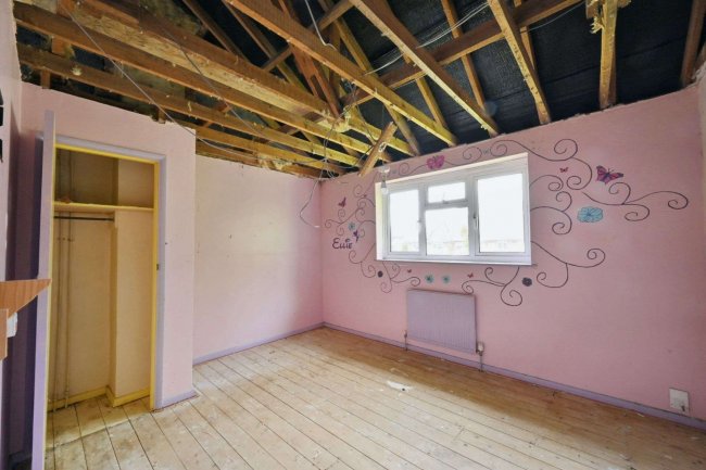 88 Manor Road, Burgess Hill, RH15 0NQ 9