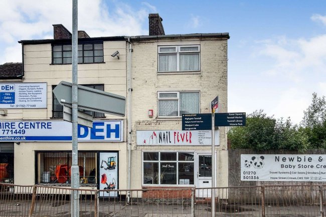 15 High Street, Stoke-on-Trent, ST6 5TE 5