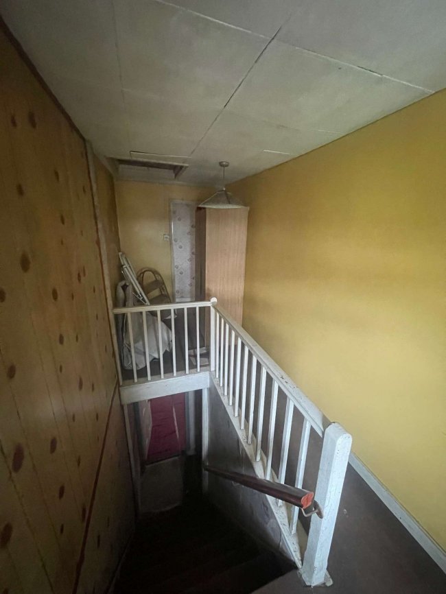 15 High Street, Stoke-on-Trent, ST6 5TE 5