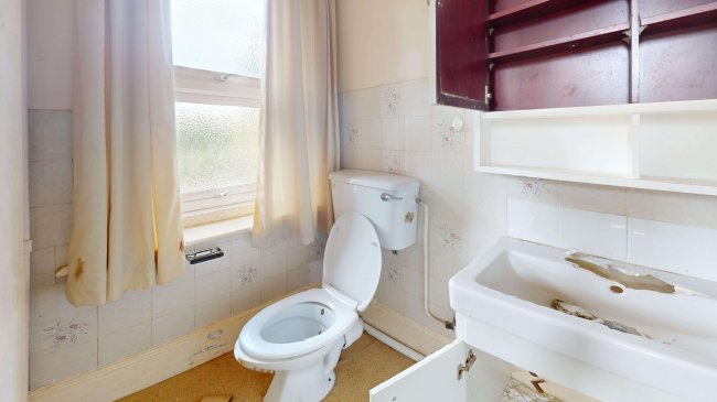 Weald Hall, Mayfield Lane, Wadhurst, East Sussex, TN5 6HX 1