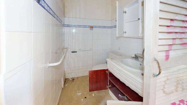 Weald Hall, Mayfield Lane, Wadhurst, East Sussex, TN5 6HX 1
