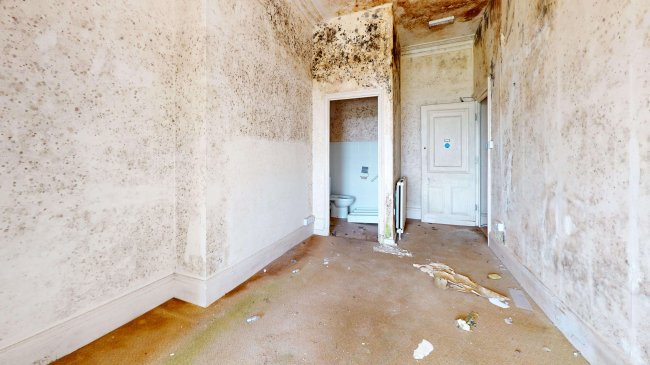 Weald Hall, Mayfield Lane, Wadhurst, East Sussex, TN5 6HX 1