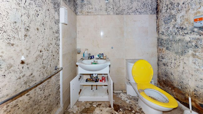 Weald Hall, Mayfield Lane, Wadhurst, East Sussex, TN5 6HX 1
