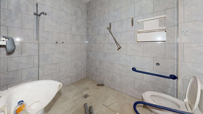 Weald Hall, Mayfield Lane, Wadhurst, East Sussex, TN5 6HX 1