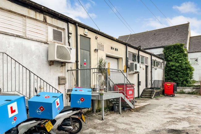 92 Market Jew Street, Penzance, Cornwall, TR18 2LG 1