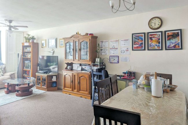 Flat 2, 42-44 Randlesdown Road, Catford, London SE6 3BT 1