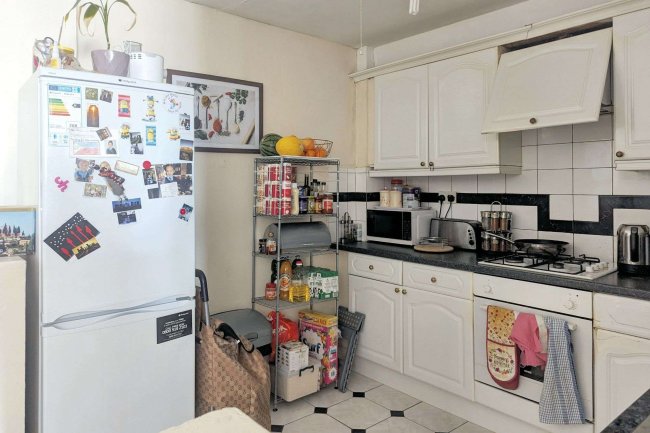 Flat 2, 42-44 Randlesdown Road, Catford, London SE6 3BT 1
