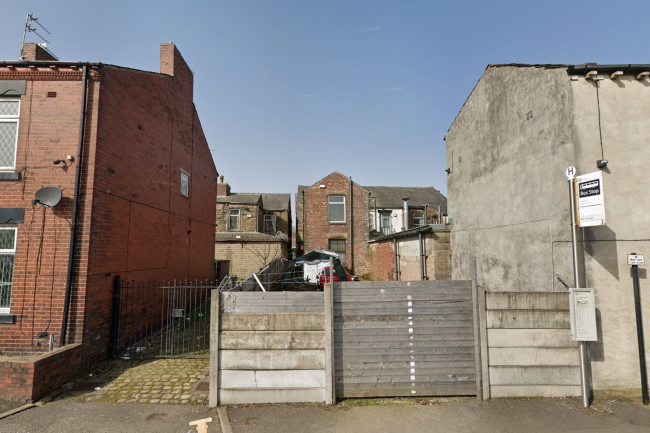 31 Market Street, Shaw, Greater Manchester, OL2 8NR 5