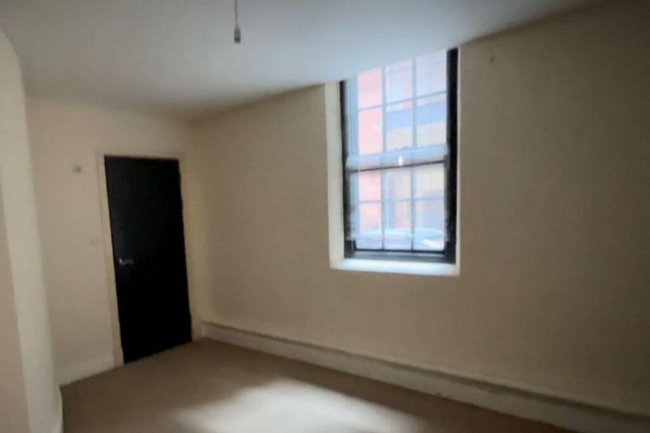 Apartment 10 Stone Yard, 12 Plumptre Street, Nottingham, NG1 1JL 9