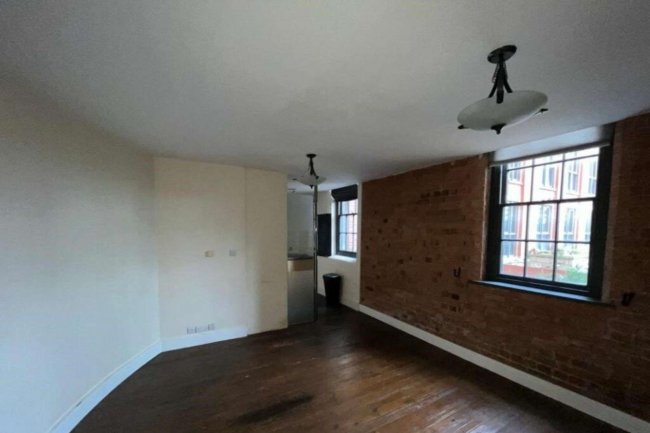 Apartment 10 Stone Yard, 12 Plumptre Street, Nottingham, NG1 1JL 9