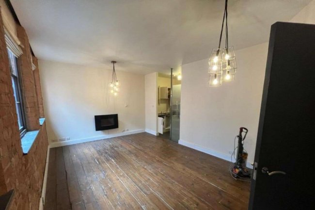 Apartment 28 Stone Yard, 12 Plumptre Street, Nottingham, NG1 1JL 10