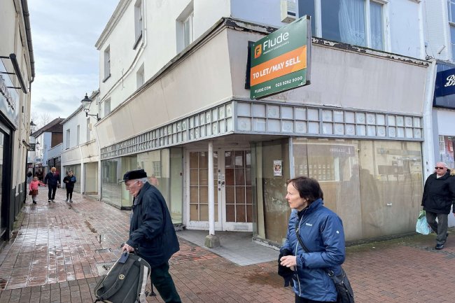 108 High Street, Gosport, Hampshire PO12 1DU 3