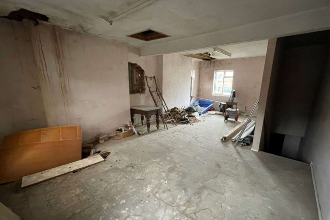 51 Cheapside, Luton, Bedfordshire LU1 2HN 2