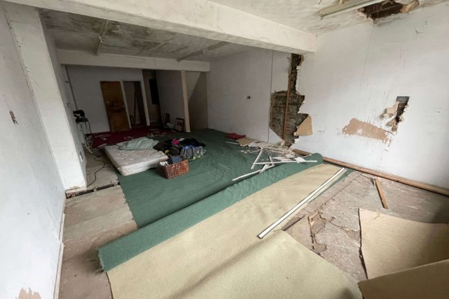 51 Cheapside, Luton, Bedfordshire LU1 2HN 2