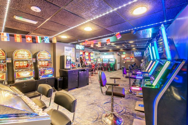 8-10 Cheapside, Barnsley, South Yorkshire, S70 1RR 1